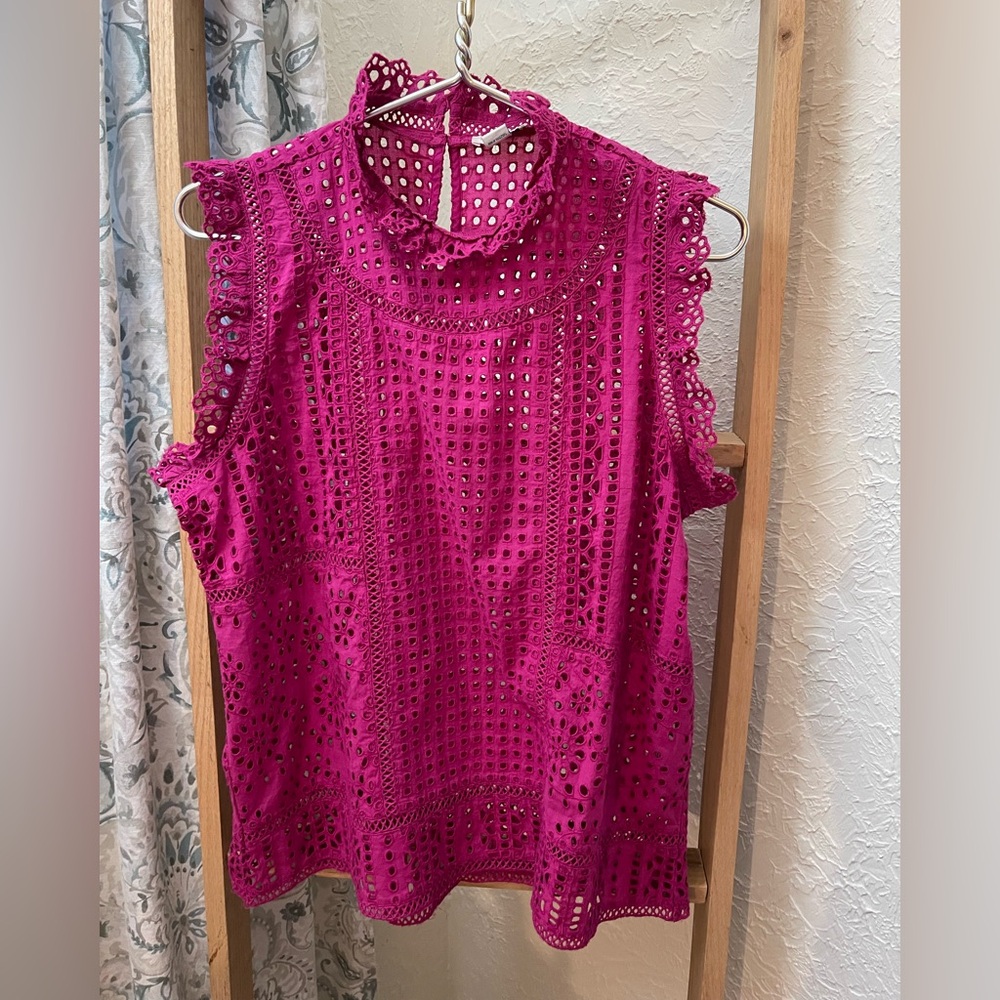 Sundance Magenta Eyelet Sleeveless Top